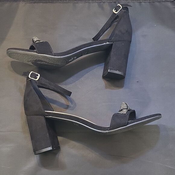 BRAND NEW JONES NEW YORK ANKLE STRAP HEEL with SPARKLE BOW SANDAL - Picture 11 of 15